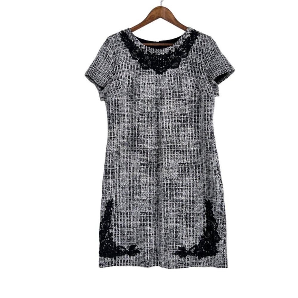 Karl Lagerfeld Paris Black White Tweed Sheath Dress With Lace Applique